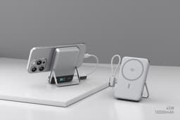 P13 10000mah Semi-solid-state Magnetic Power Bank with Kickstand 6